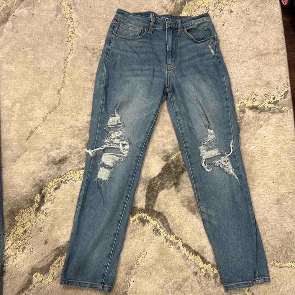 No Boundaries Ripped Cropped Mom Jeans